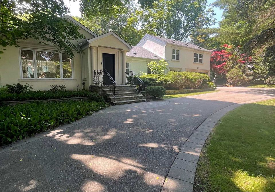 560-meadow-wood-road-mississauga-ontario-w13547244
