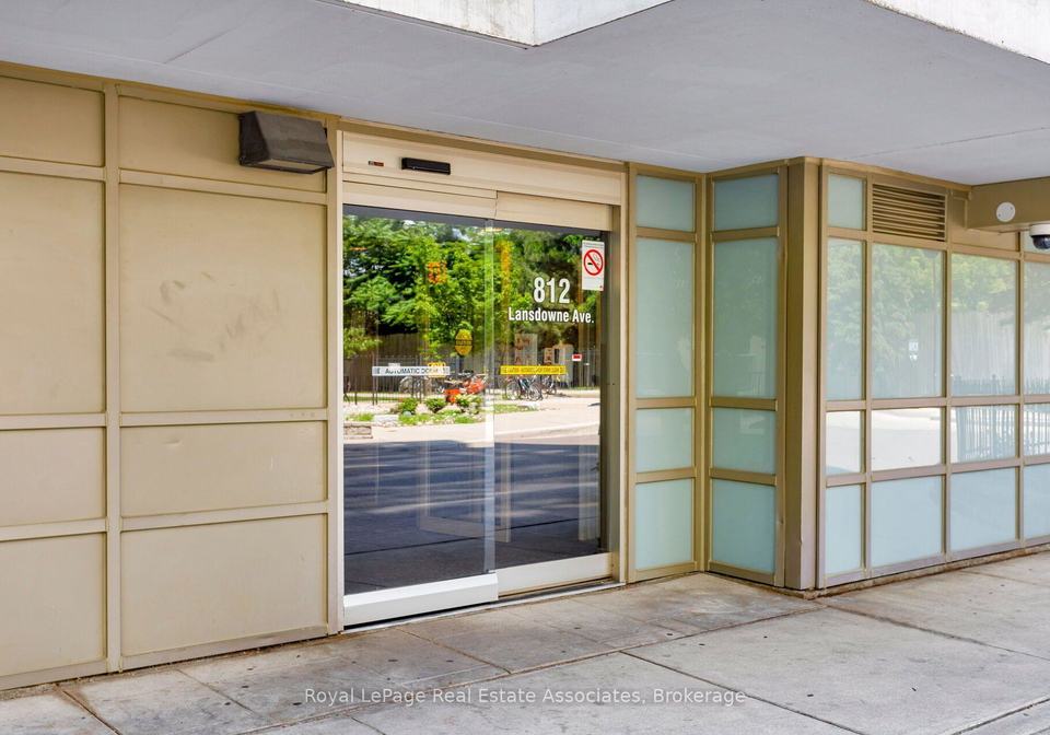 812-lansdowne-avenue-toronto-toronto-ontario-w13547264