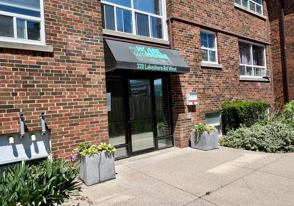 320-lakeshore-road-mississauga-ontario-w13547858