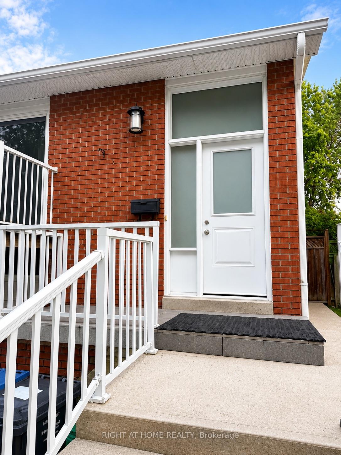 7154-fayette-circle-mississauga-ontario-w13548212