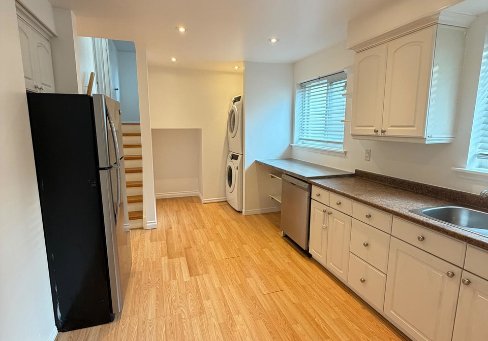 7154-fayette-circle-mississauga-ontario-w13548212