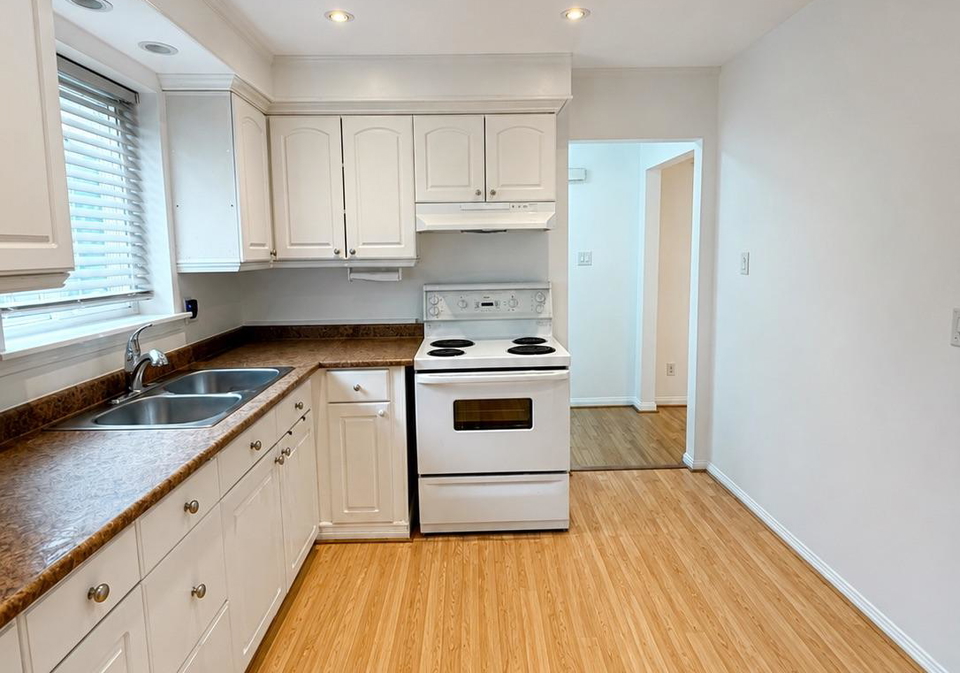 7154-fayette-circle-mississauga-ontario-w13548212