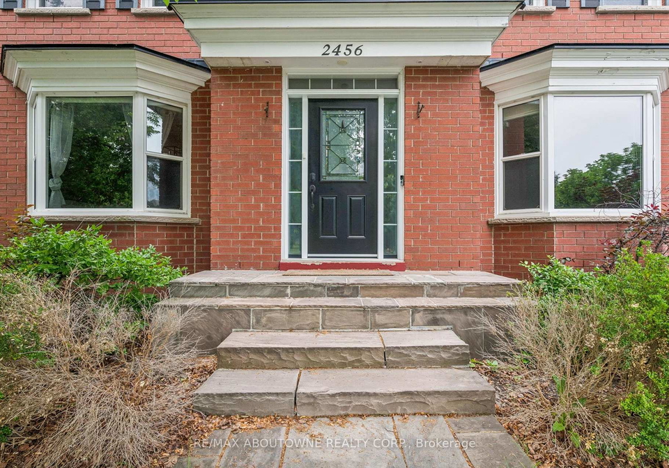 2456-sixth-line-oakville-ontario-w13548288