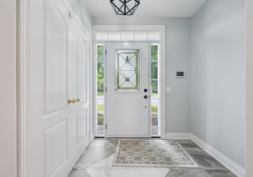 2456-sixth-line-oakville-ontario-w13548288