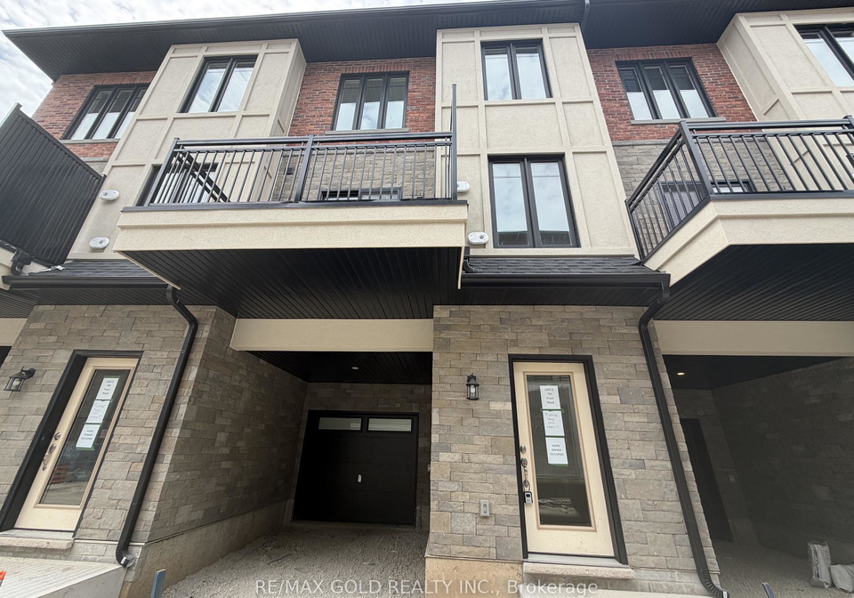 702-royal-front-street-mississauga-ontario-w13548340