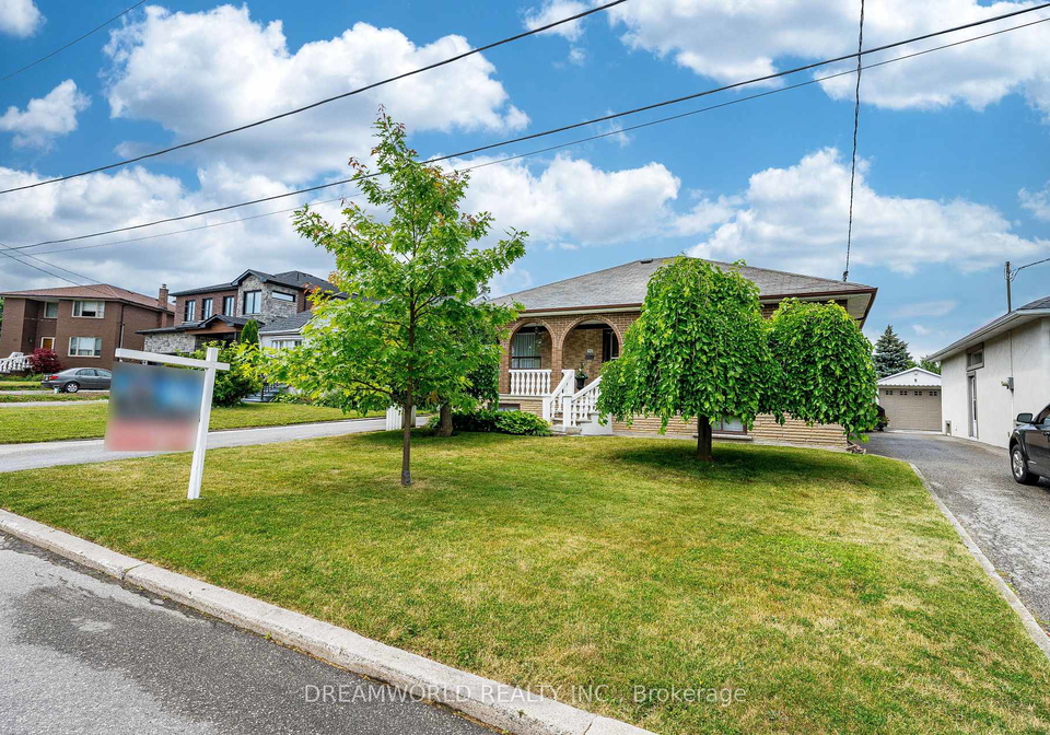 53-compton-crescent-toronto-york-ontario-w13548440