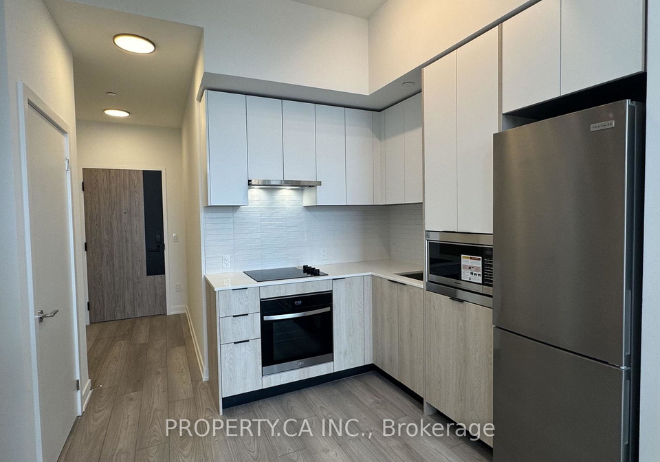 1007-the-queensway-toronto-etobicoke-ontario-w13548612