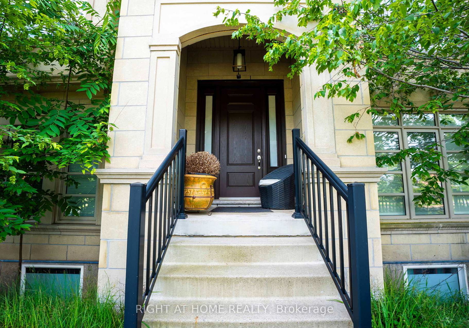 184-dorval-drive-oakville-ontario-w13548706