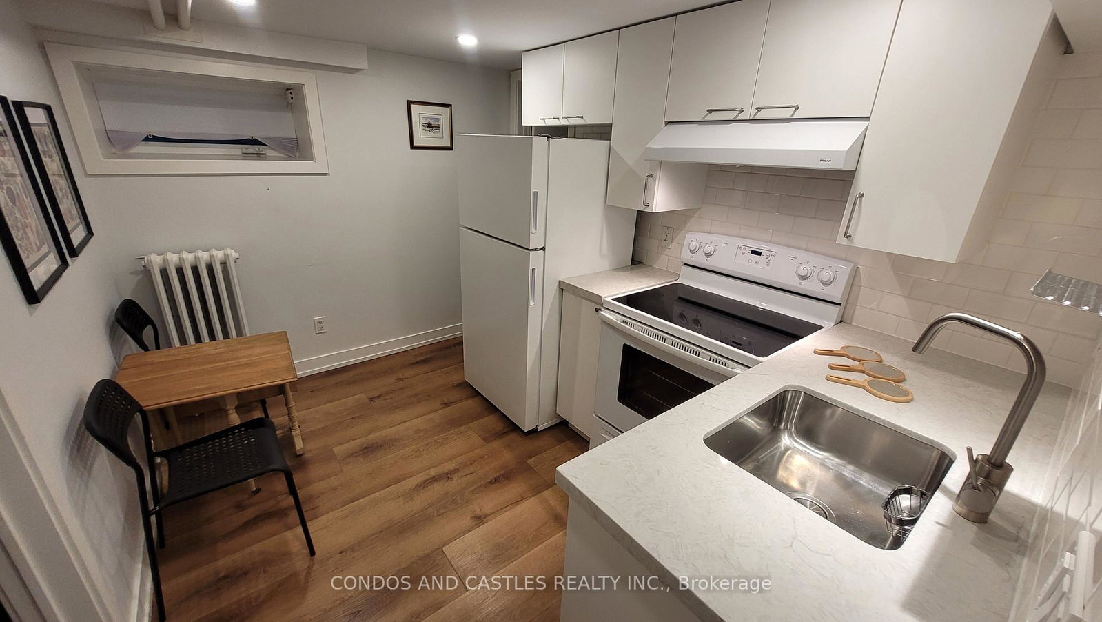 203-fern-avenue-toronto-toronto-ontario-w13548816