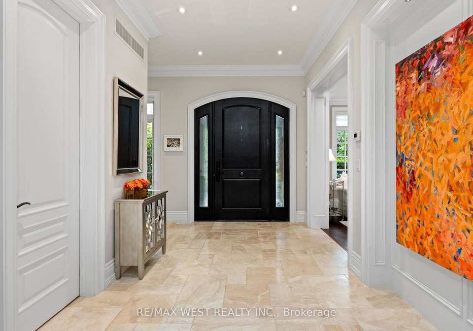 92-pinetree-way-mississauga-ontario-w13548924