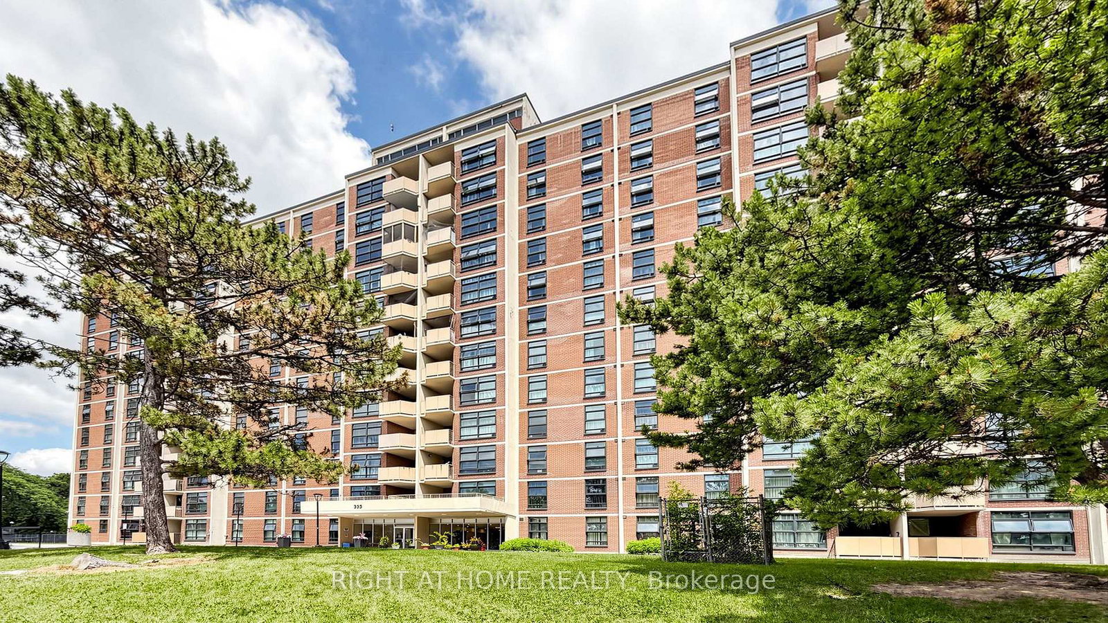335-driftwood-avenue-toronto-york-ontario-w13549150
