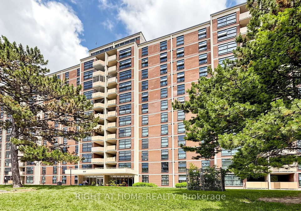 335-driftwood-avenue-toronto-york-ontario-w13549150