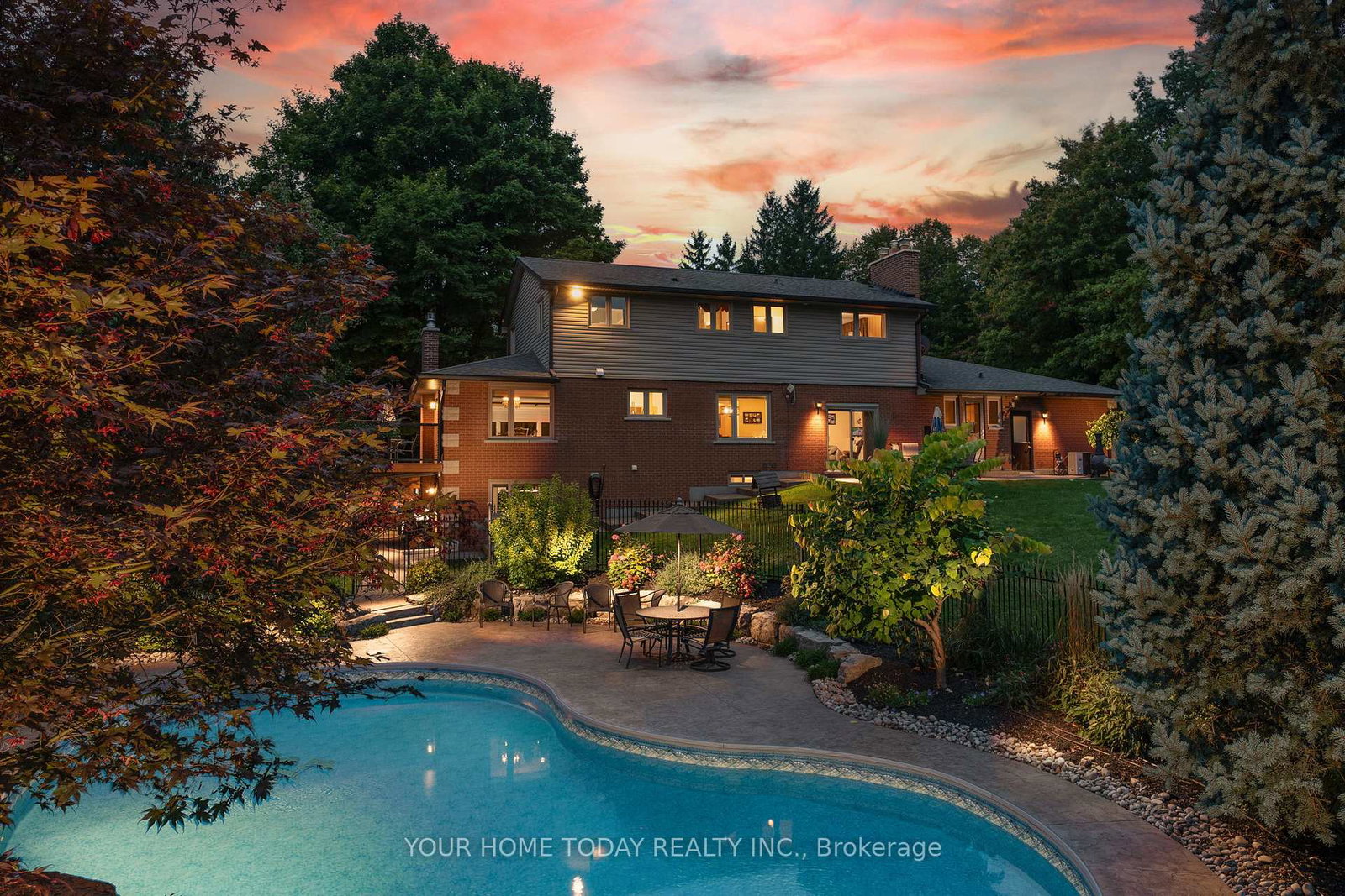 12609-fifth-line-halton-hills-ontario-w13549248