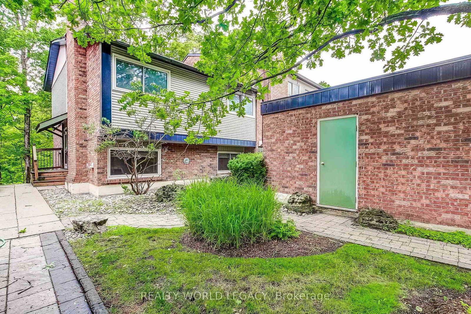 1580-kerns-road-burlington-ontario-w13549446