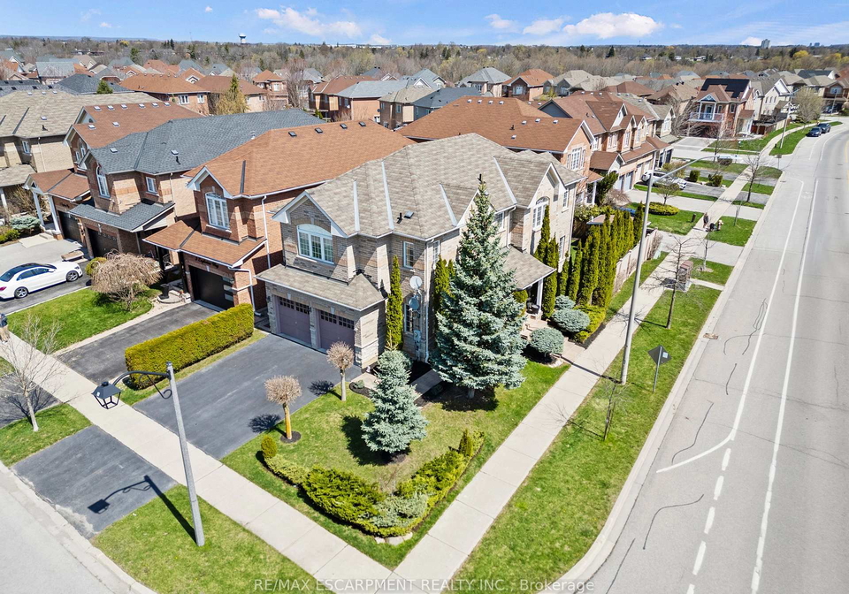 200-miller-drive-halton-hills-ontario-w13549570