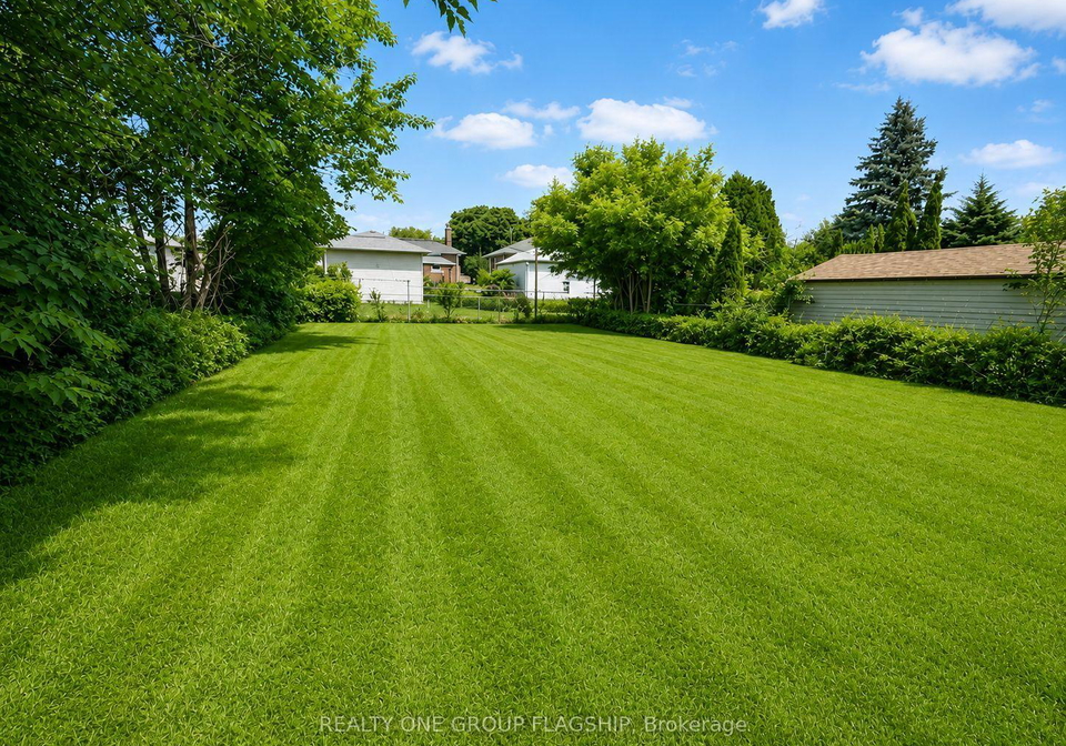 102-edgecroft-road-toronto-etobicoke-ontario-w13549582
