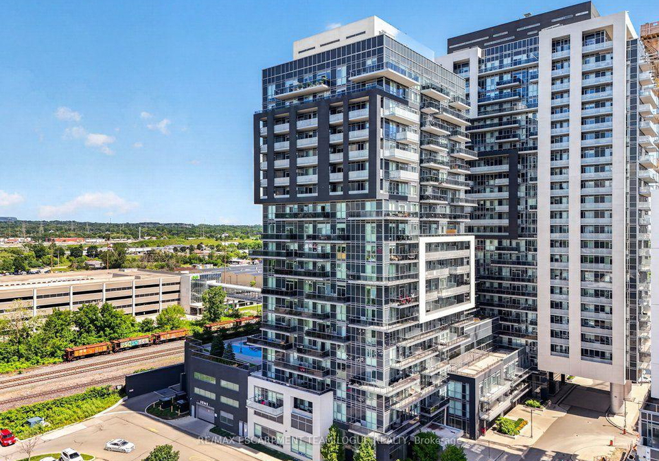 2081-fairview-street-burlington-ontario-w13549632