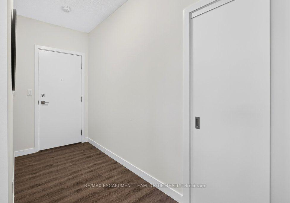 2081-fairview-street-burlington-ontario-w13549632