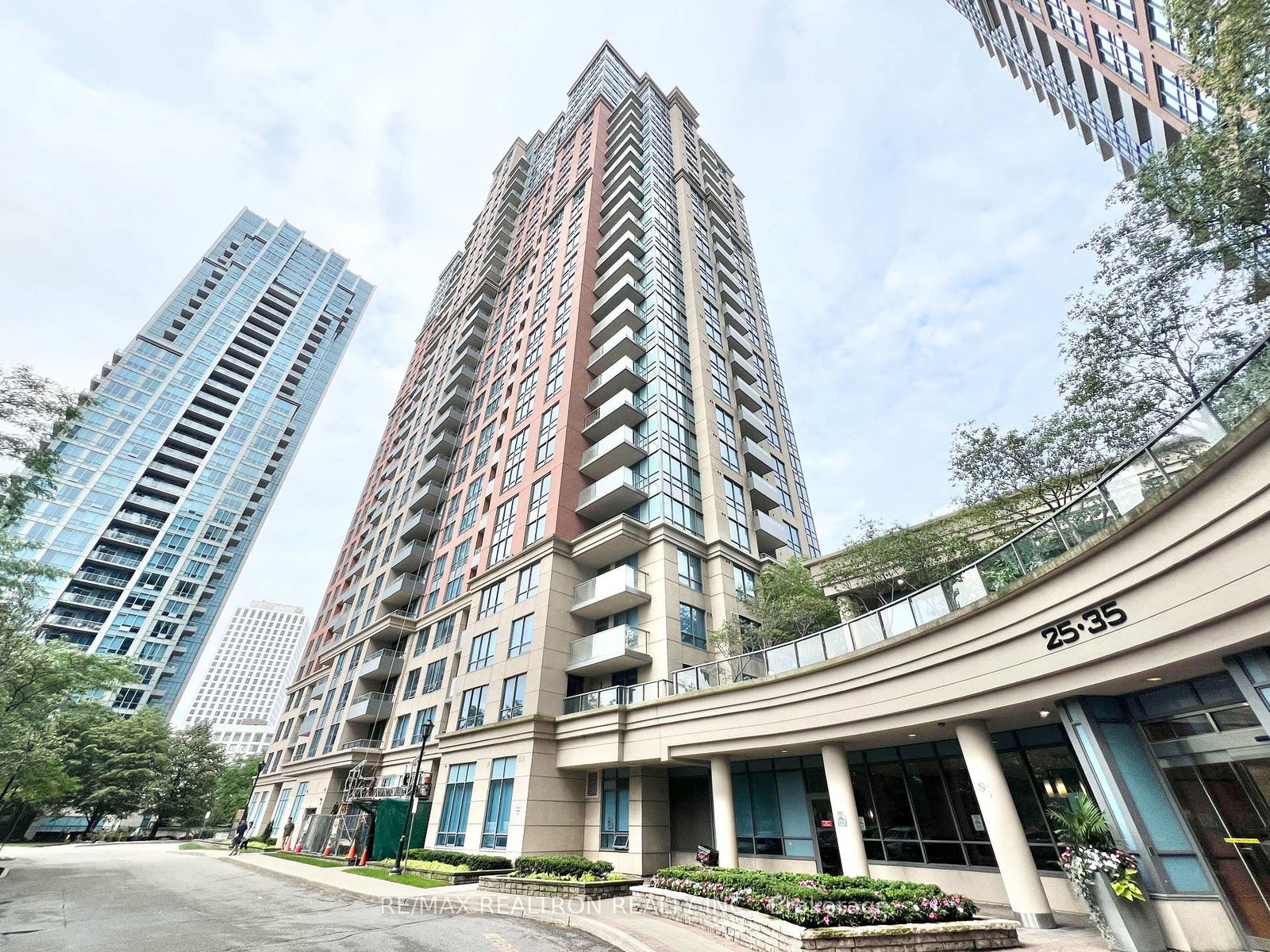 25-viking-lane-toronto-etobicoke-ontario-w13549738