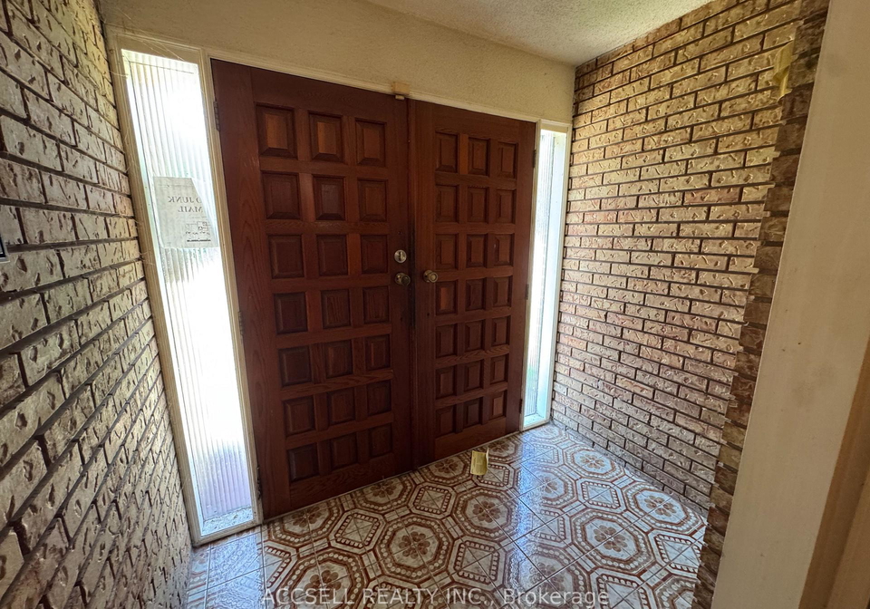 2439-frayne-court-mississauga-ontario-w13549740