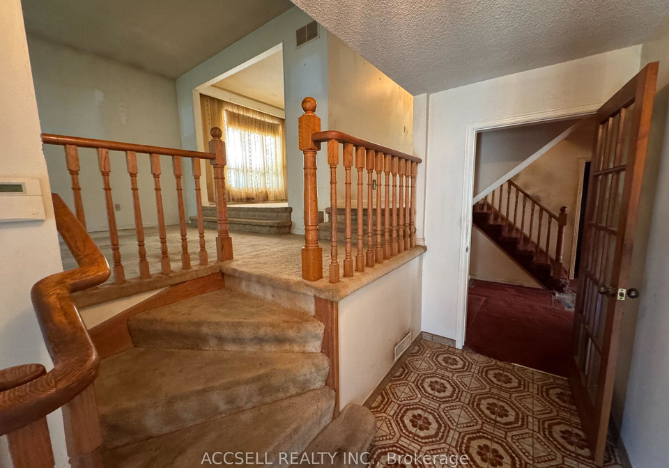 2439-frayne-court-mississauga-ontario-w13549740