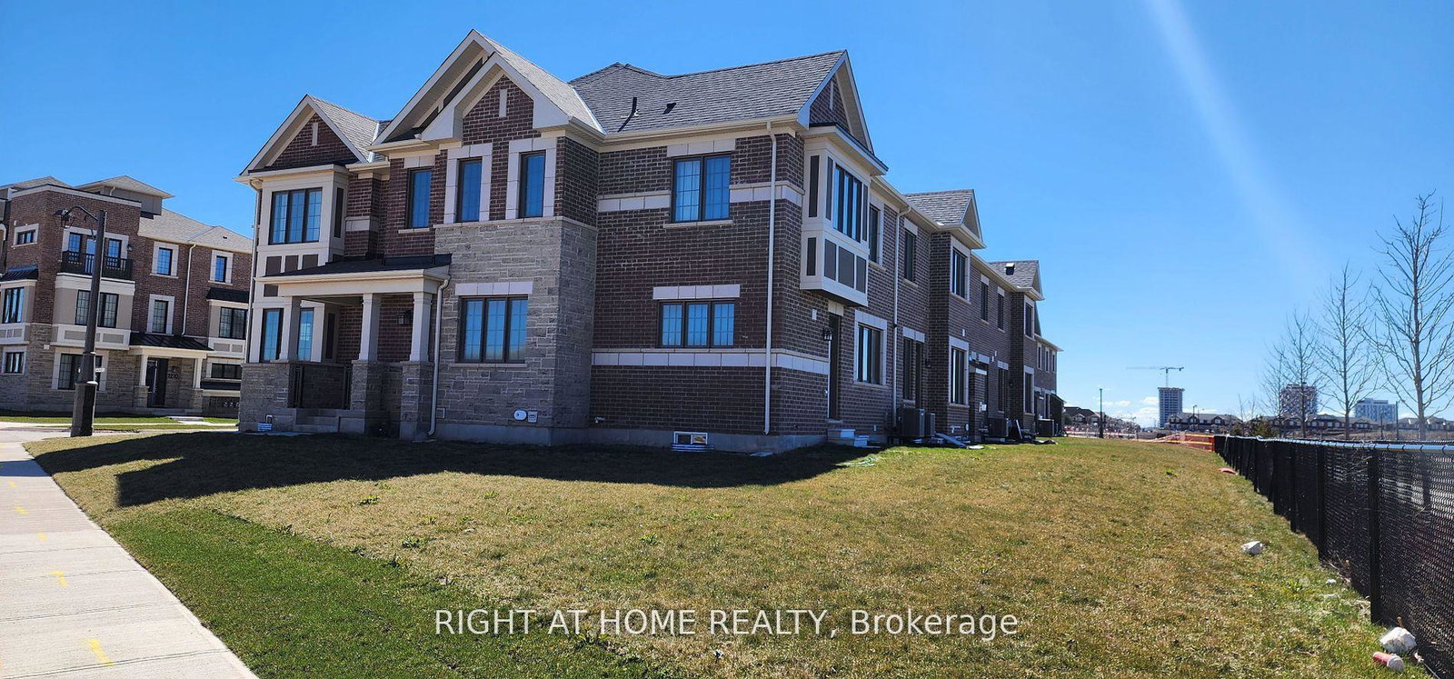 3048-john-mckay-boulevard-oakville-ontario-w13549762