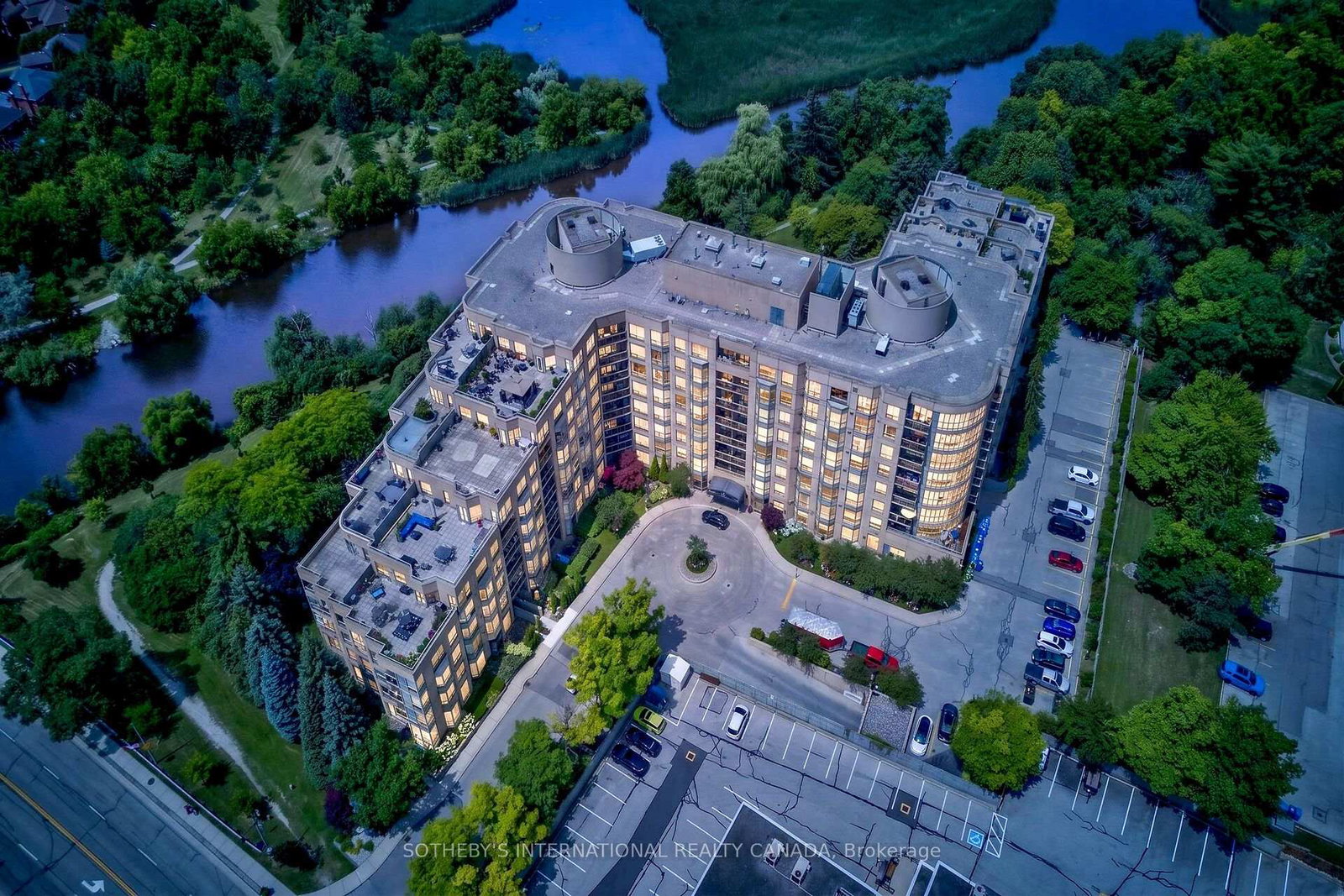 2511-lakeshore-road-w-oakville-ontario-w13549838