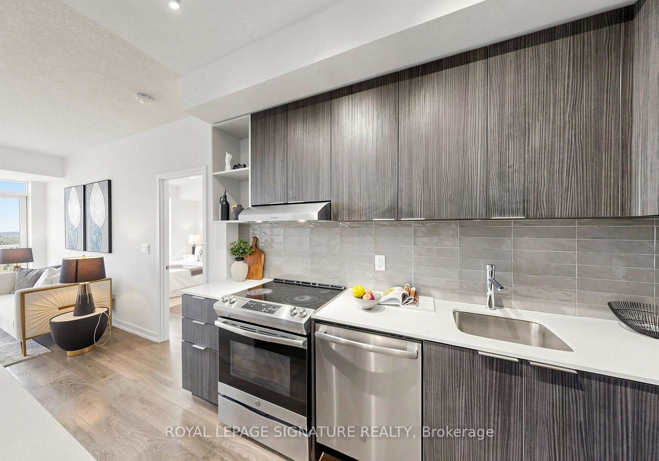 2520-eglinton-avenue-w-mississauga-ontario-w13549968
