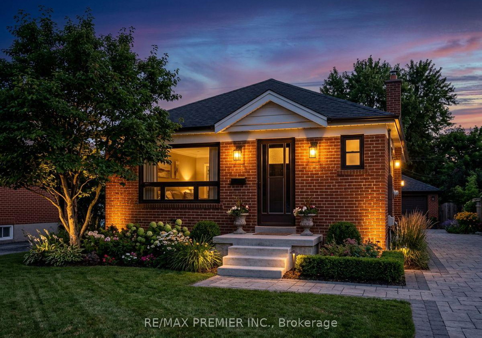 37-silvercrest-avenue-toronto-etobicoke-ontario-w13549972