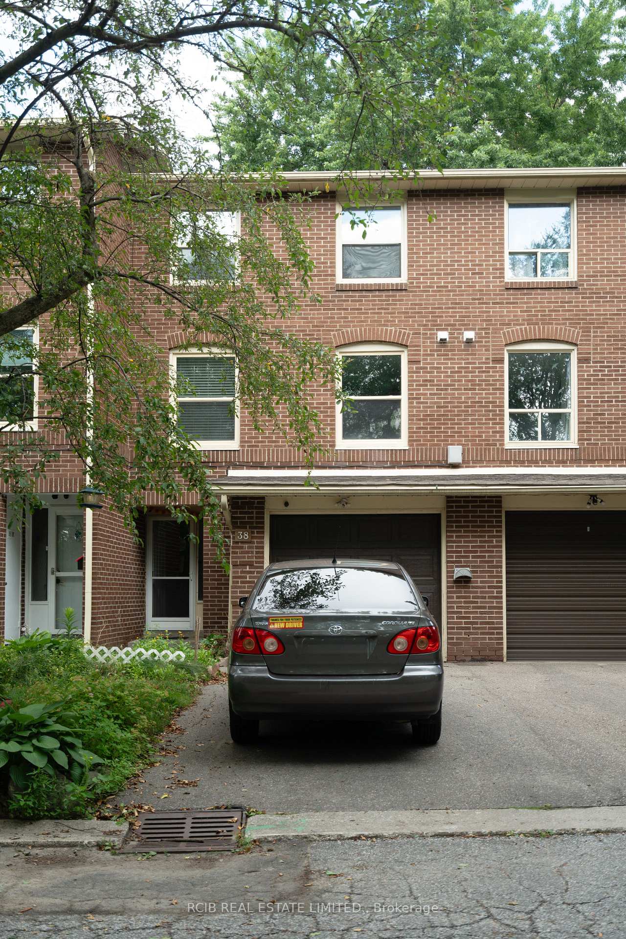 38-eden-park-brampton-ontario-w13550242