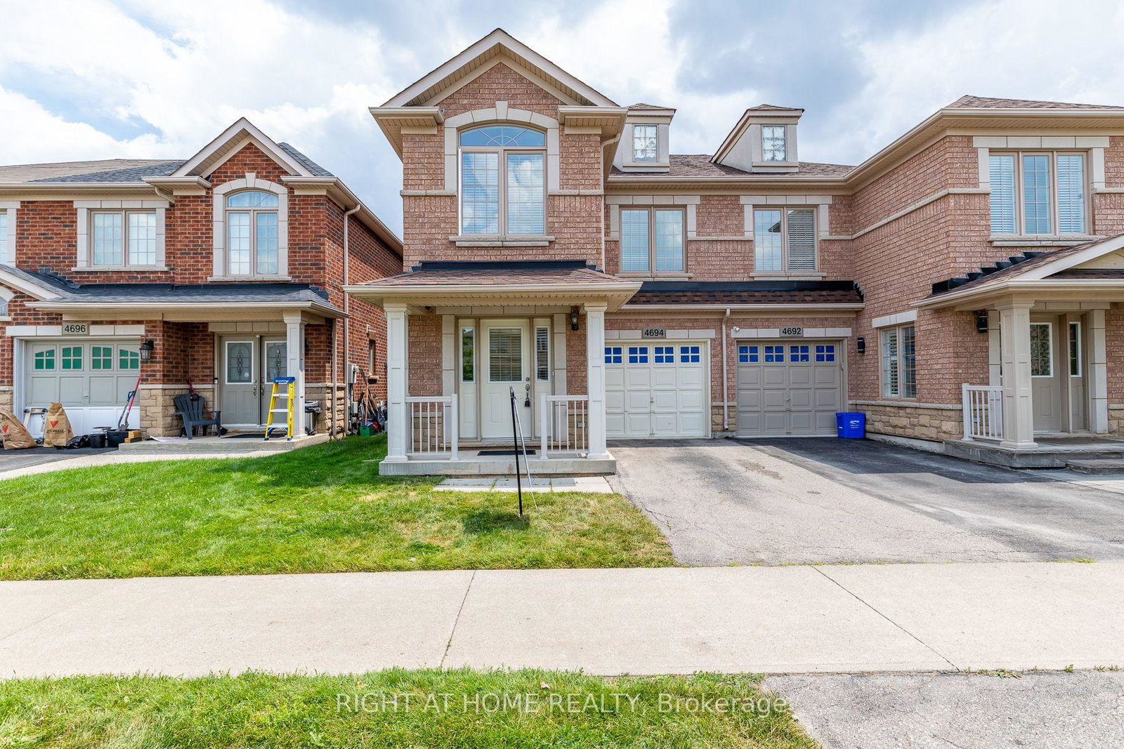 4694-thomas-alton-boulevard-burlington-ontario-w13550280