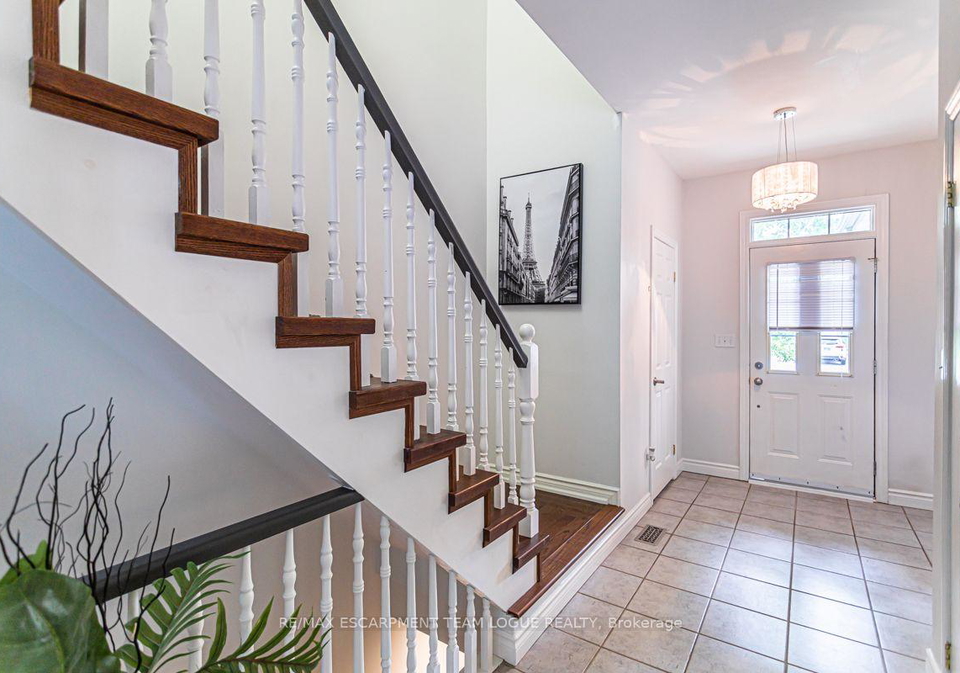 2138-crosswinds-court-burlington-ontario-w13550418