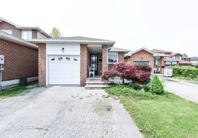 54-aurora-place-brampton-ontario-w13550574