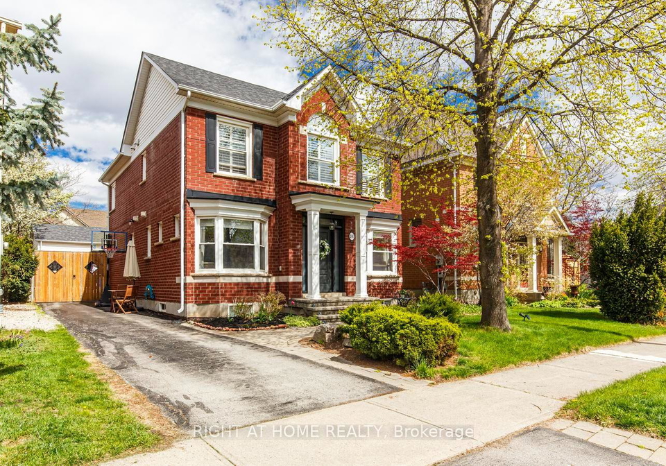 241-lexington-road-oakville-ontario-w13550674