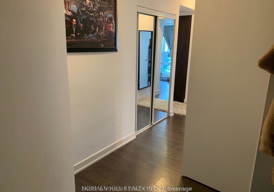 2220-lake-shore-boulevard-w-toronto-etobicoke-ontario-w13550680