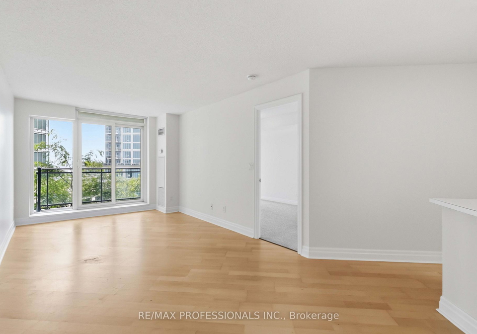 2121-lake-shore-boulevard-w-toronto-etobicoke-ontario-w13550878