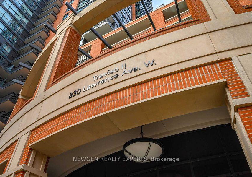 830-lawrence-avenue-w-toronto-north-york-ontario-w13551070