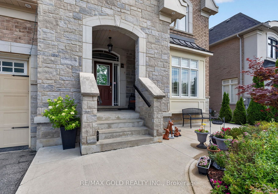 6-ayshire-court-brampton-ontario-w13551368