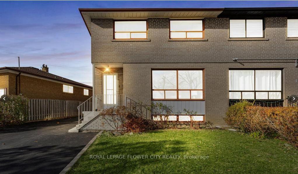 3-clayhall-crescent-toronto-york-ontario-w13551436