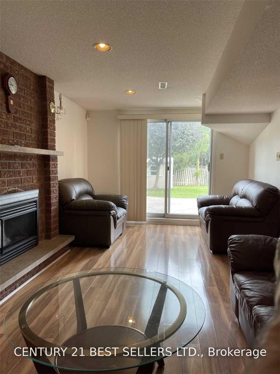 2089-the-chase-mississauga-ontario-w13551452