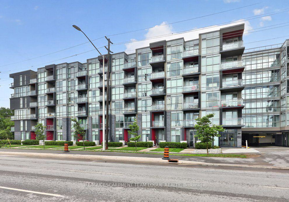 5240-dundas-street-burlington-ontario-w13551578