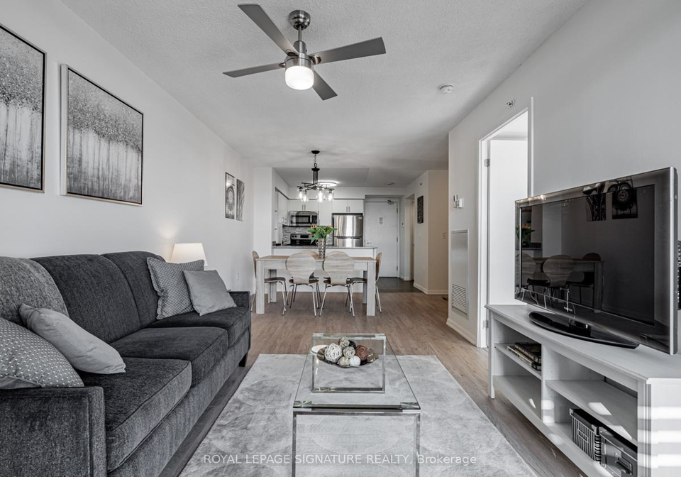 800-lawrence-avenue-w-toronto-north-york-ontario-w13551706