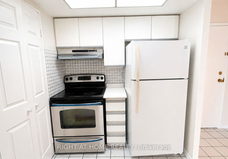 265-enfield-place-mississauga-ontario-w13551796