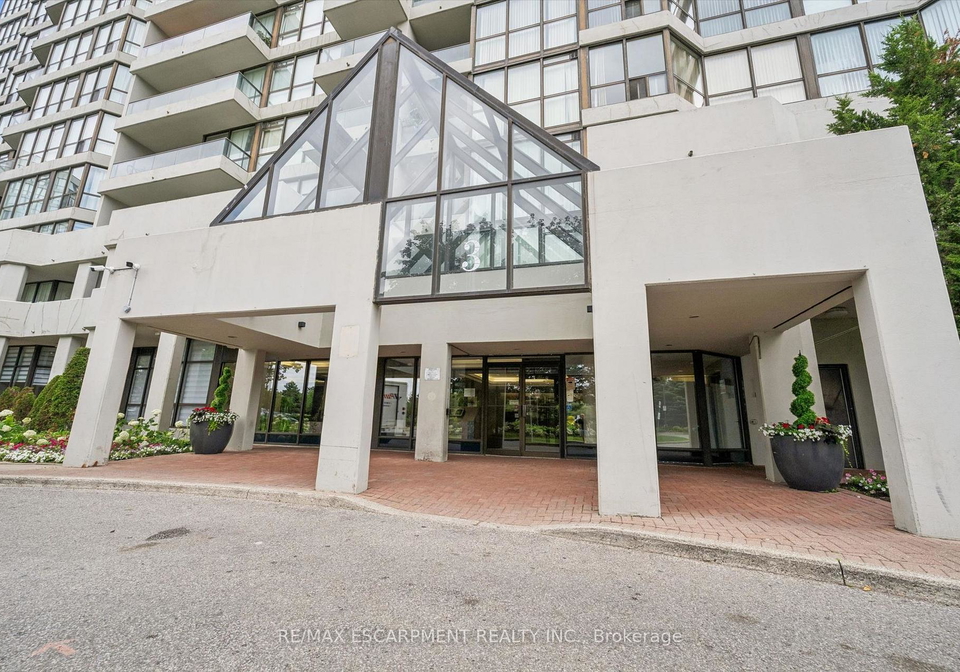 3-rowntree-road-toronto-etobicoke-ontario-w13551816