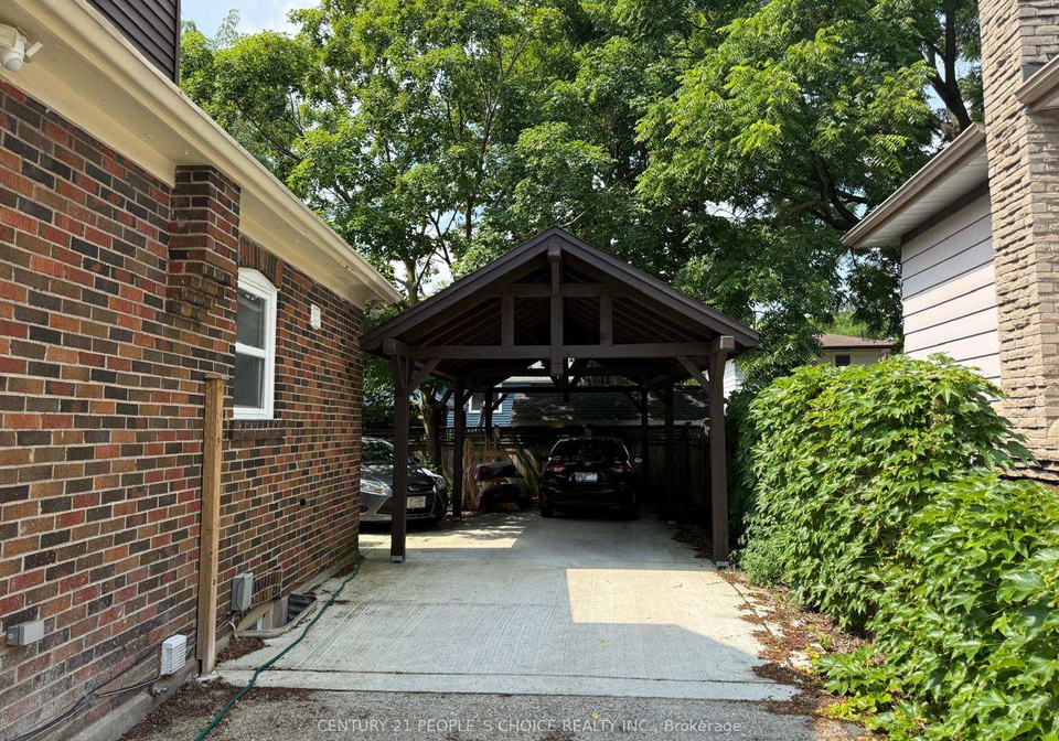 1226-oxford-avenue-oakville-ontario-w13551850
