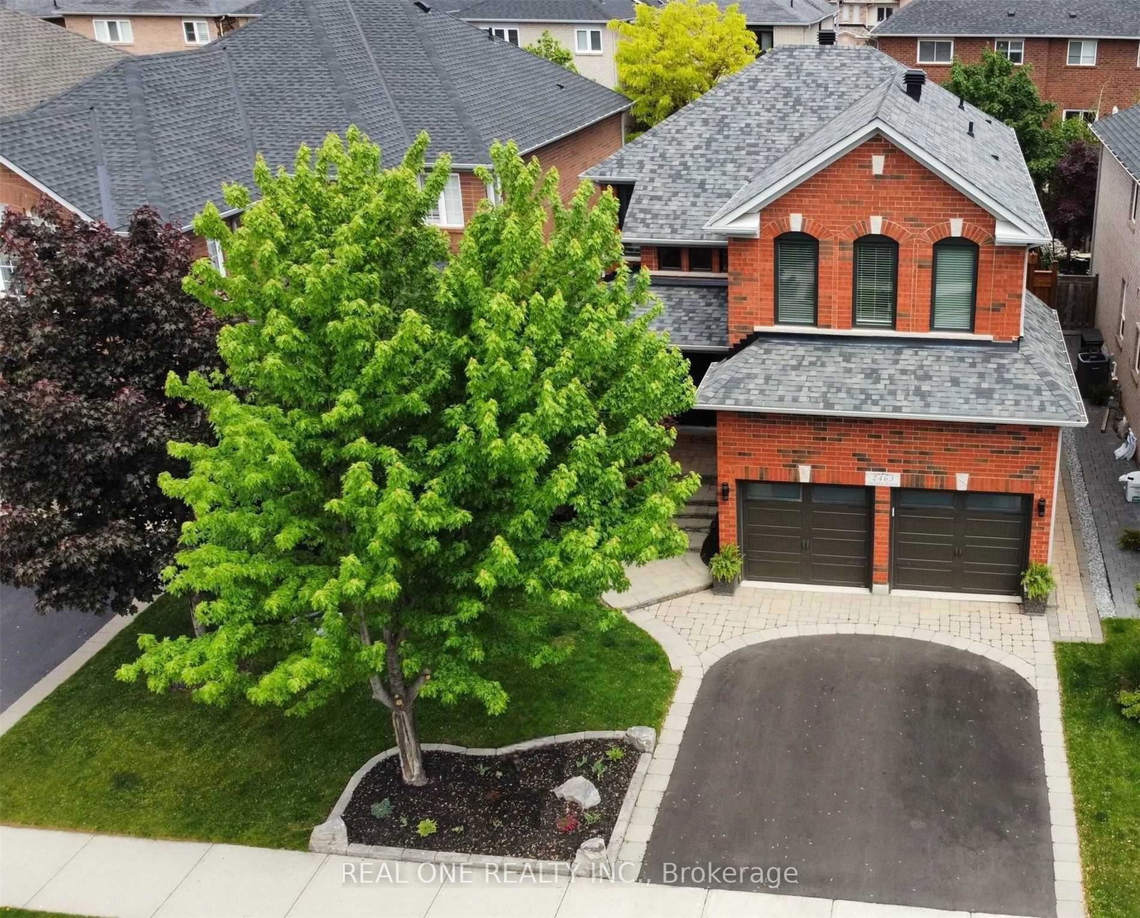 2463-parkglen-avenue-oakville-ontario-w13551896