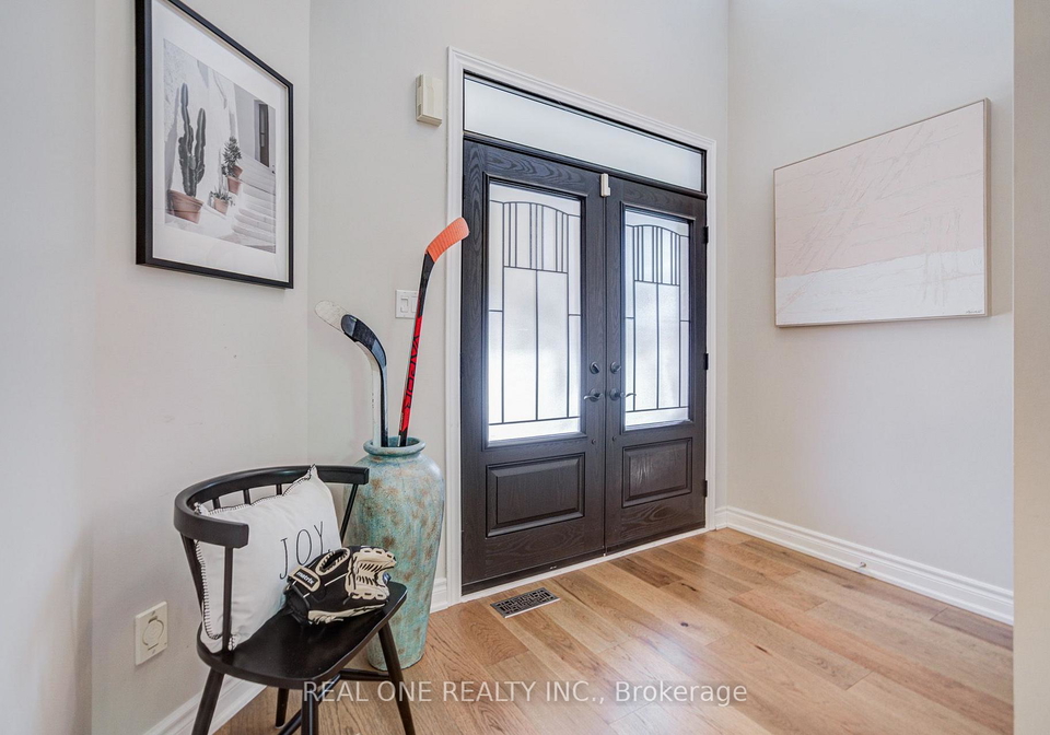 2463-parkglen-avenue-oakville-ontario-w13551896