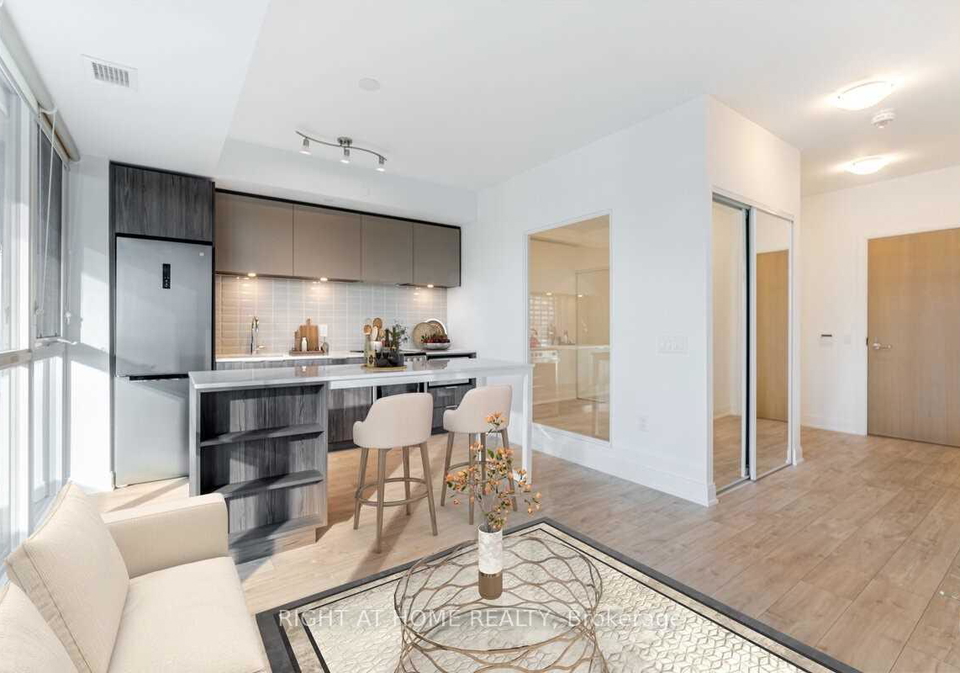 65-annie-craig-drive-toronto-etobicoke-ontario-w13552228