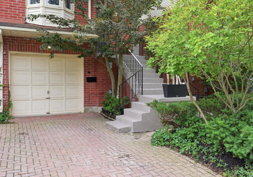 14-normandy-place-oakville-ontario-w13552488
