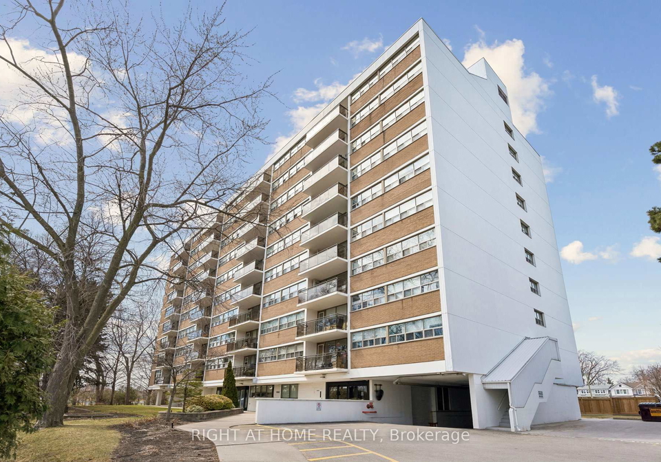 212-kerr-street-oakville-ontario-w13552536